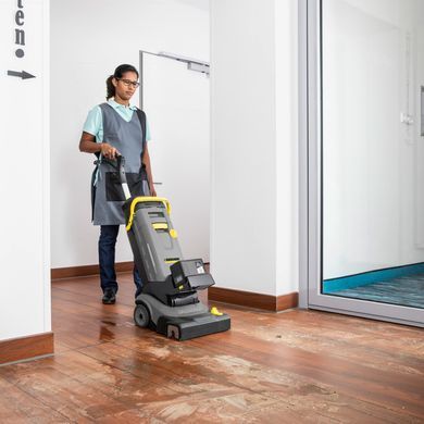 Підлогомийна машина Karcher BR 30/4 C Ep + MF: фото 2 із 5
